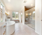 3-1031_PineRidge_MasterBath_3