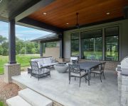 1036_PineRidgeCt_Loggia_1